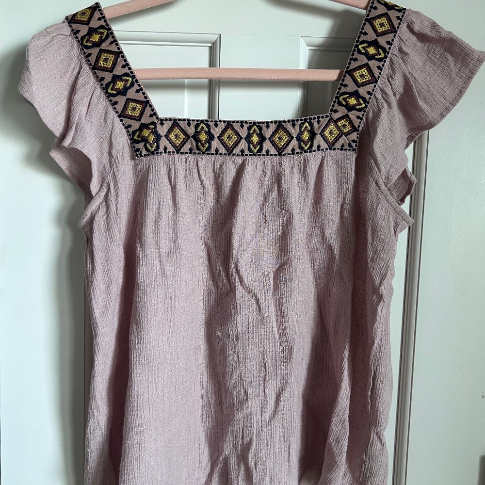 Square neck butterfly sleeve top